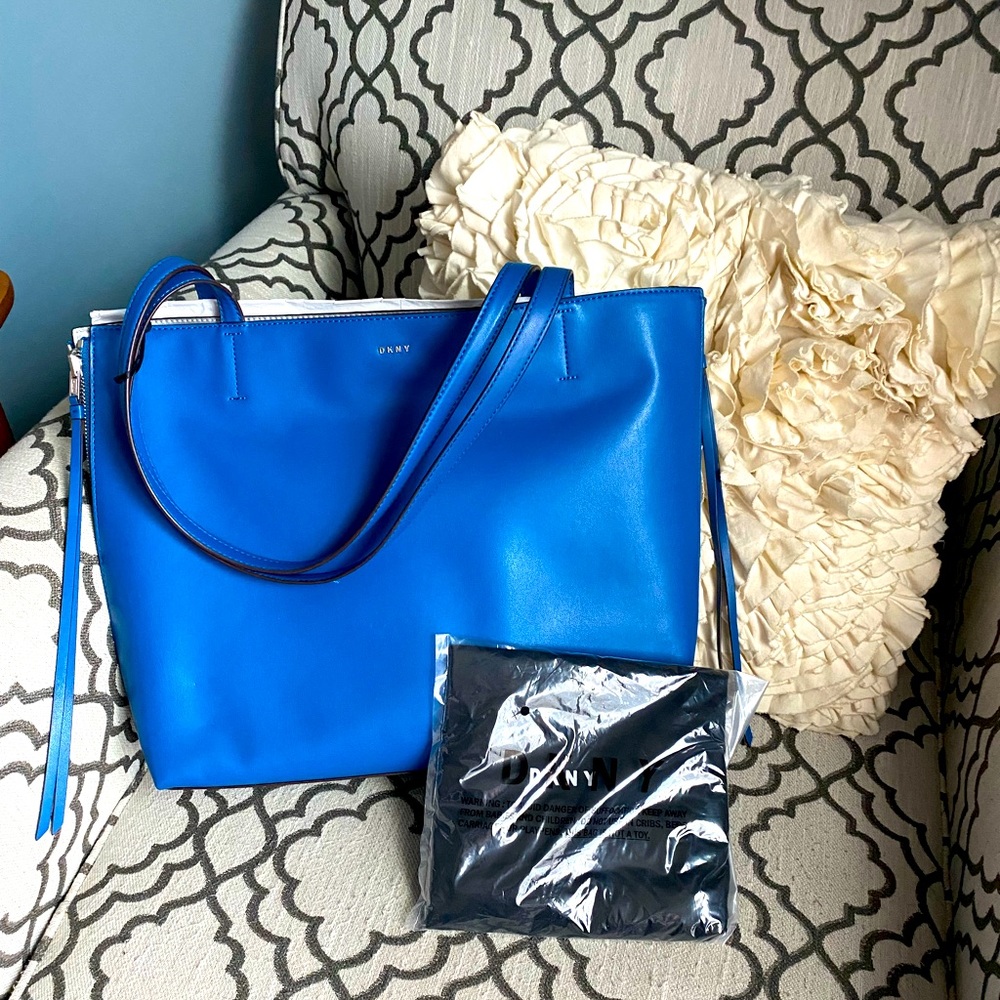 Brand New large DKNY handbag, blue